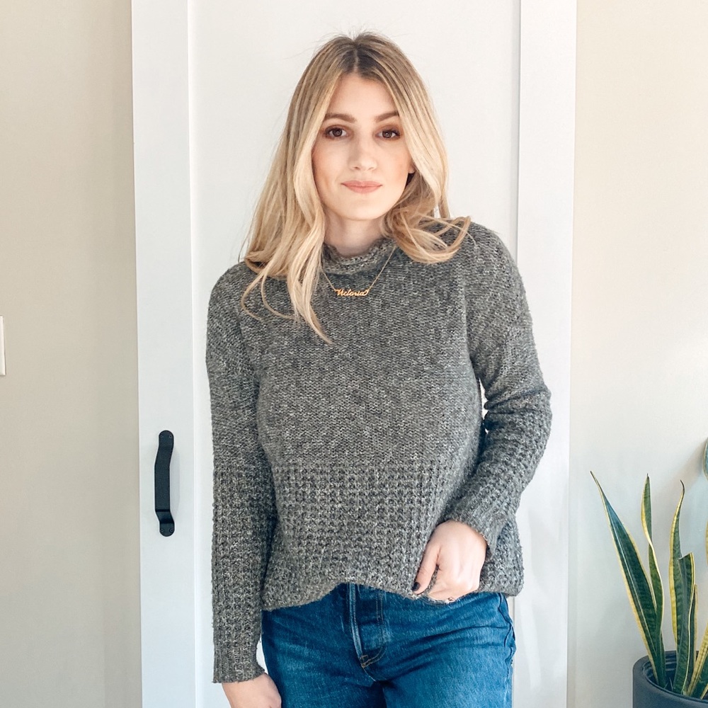 American Eagle 🦅 mock neck sweater